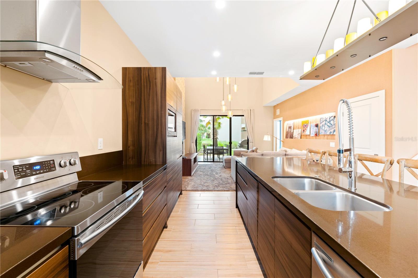 3045 Rockefeller Way Property Photo 11