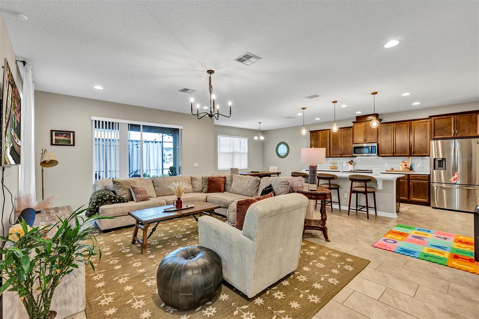 4504 Latimer Way Property Photo 11