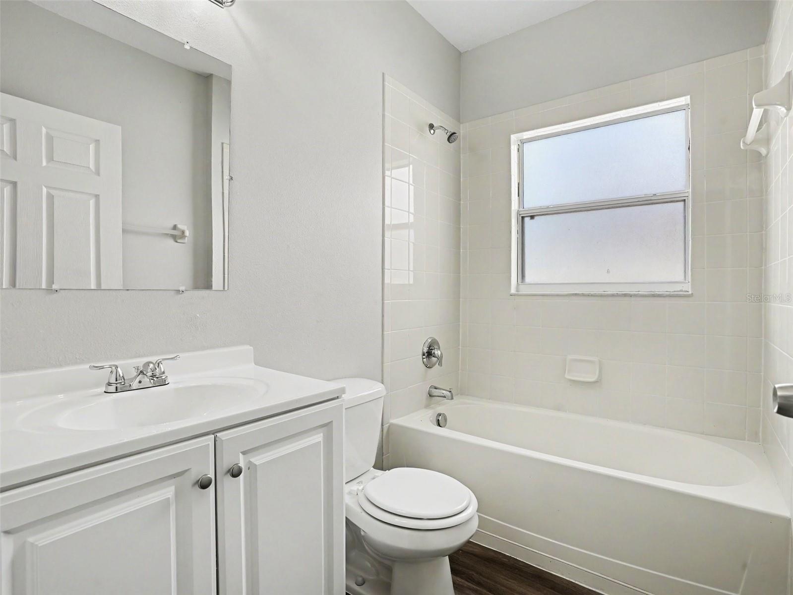422 Columbia Ct Property Photo 21