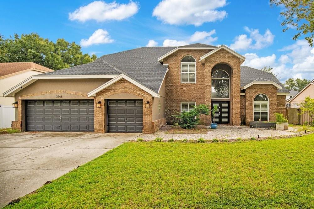 3743 Gatlin Woods Dr Property Photo 1