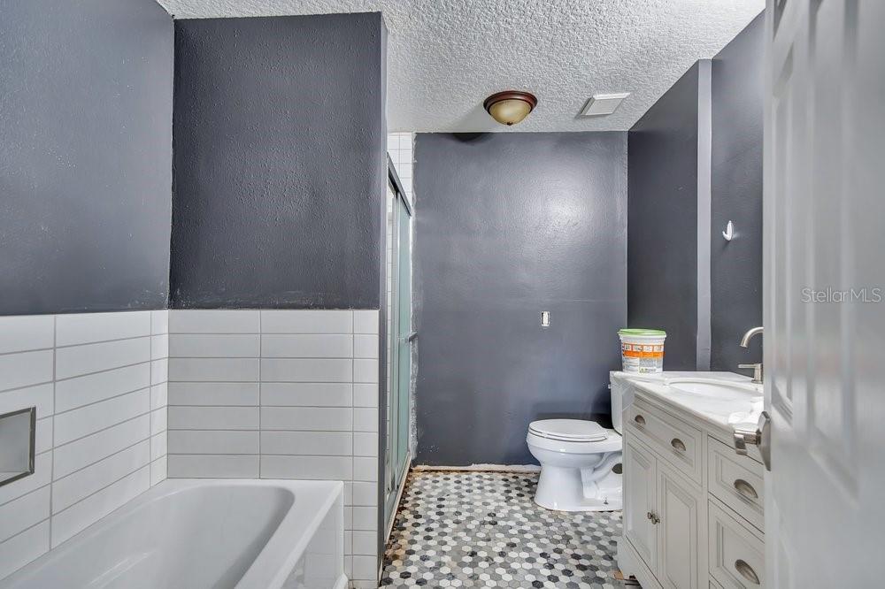 3743 Gatlin Woods Dr Property Photo 29