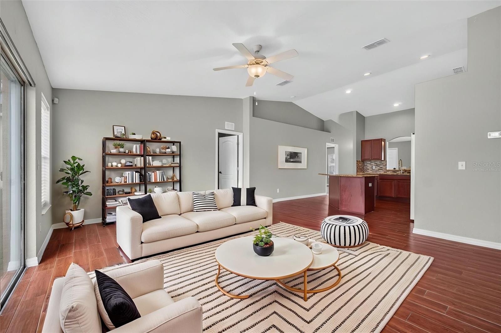 120 Captain Hook Way Property Photo 11