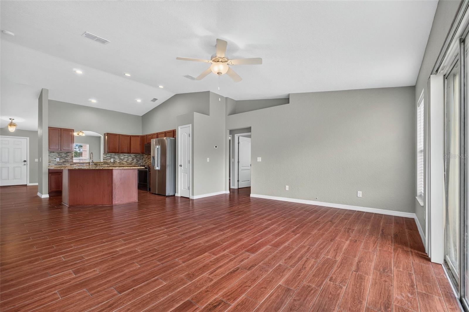 120 Captain Hook Way Property Photo 14