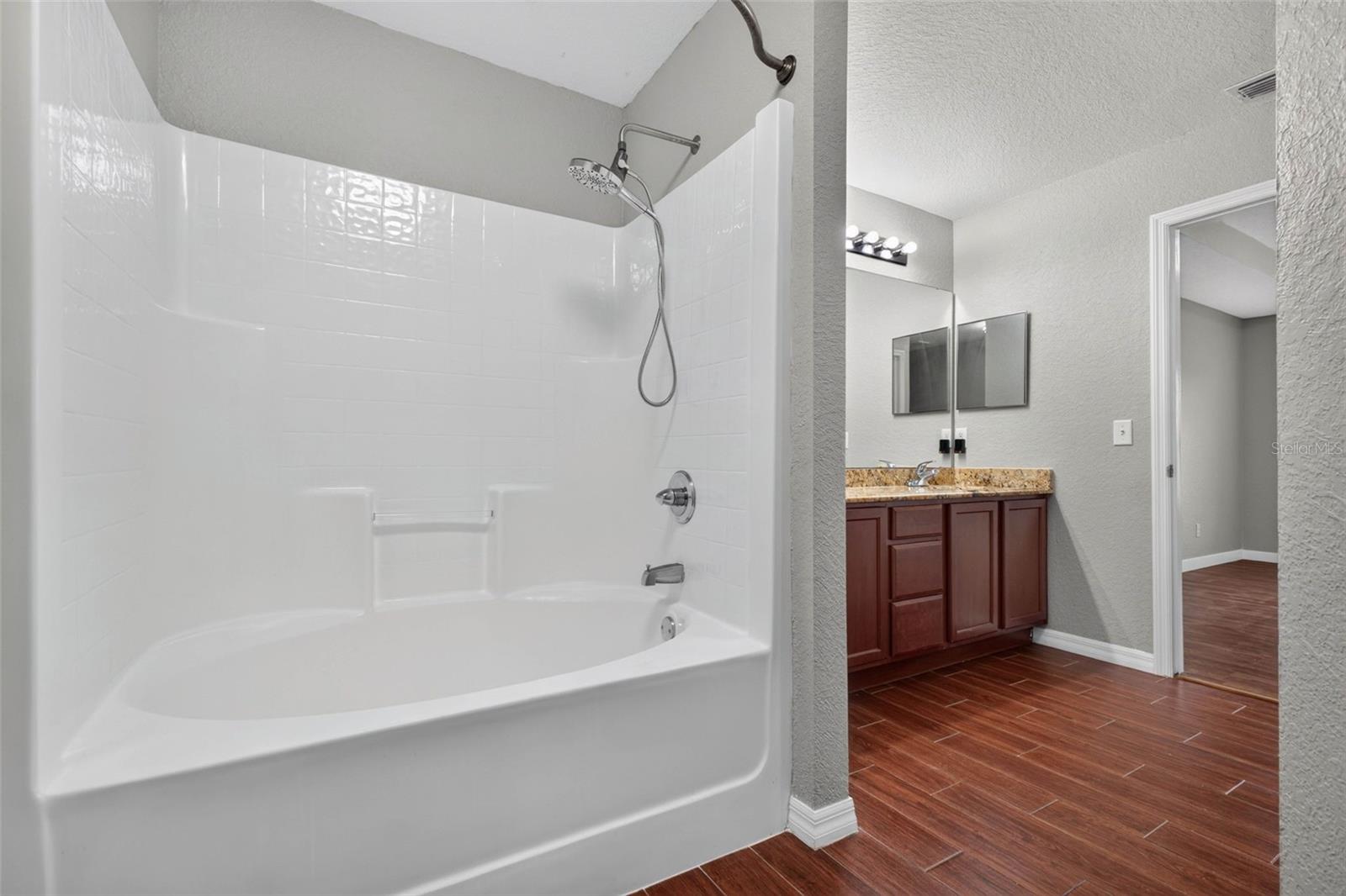 120 Captain Hook Way Property Photo 21