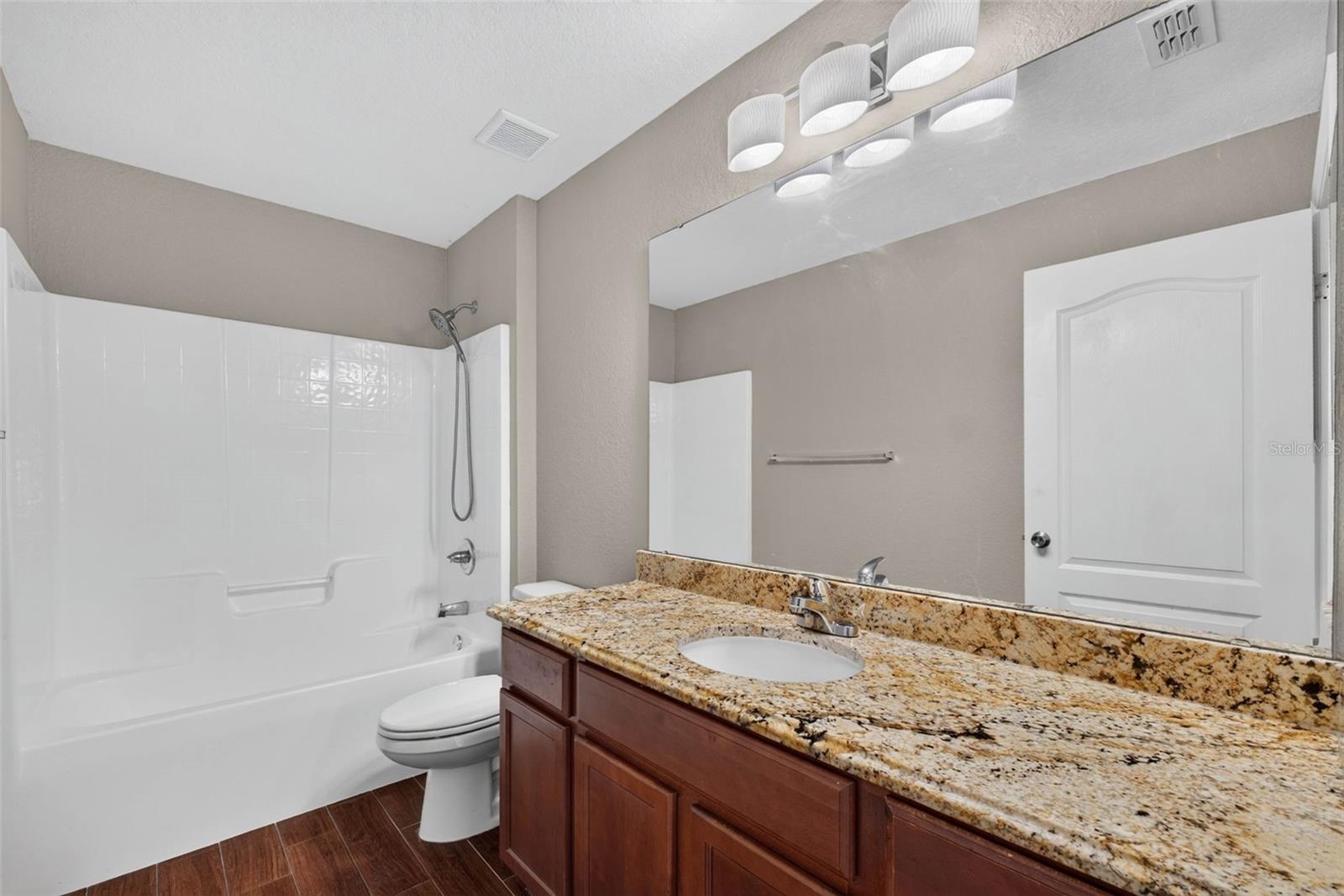 120 Captain Hook Way Property Photo 27