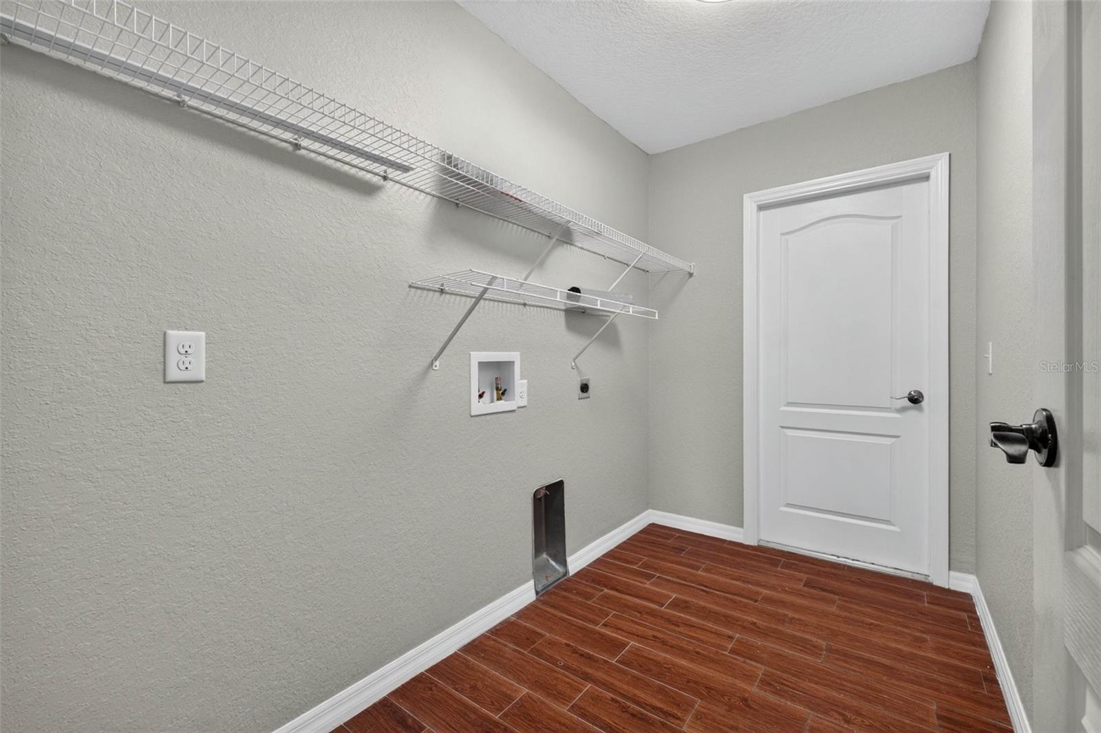120 Captain Hook Way Property Photo 30