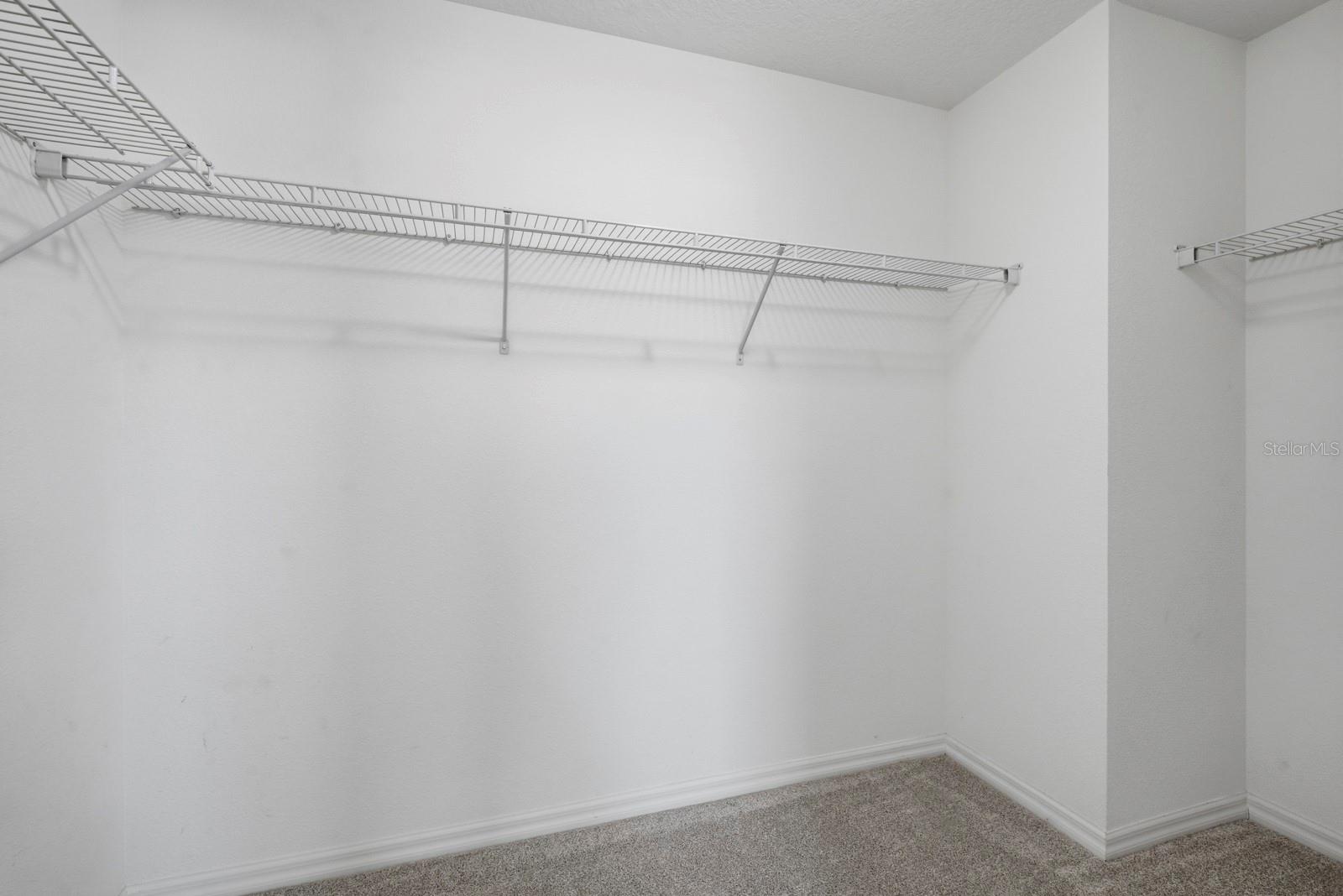 16604 Broadford Ln Property Photo 16