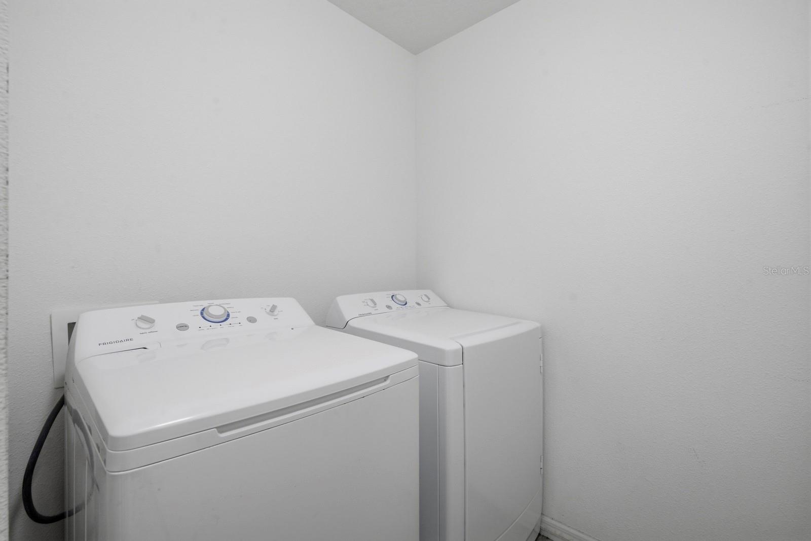 16604 Broadford Ln Property Photo 27