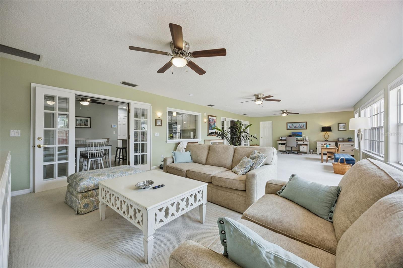 312 Oak Hill Dr Property Photo 40