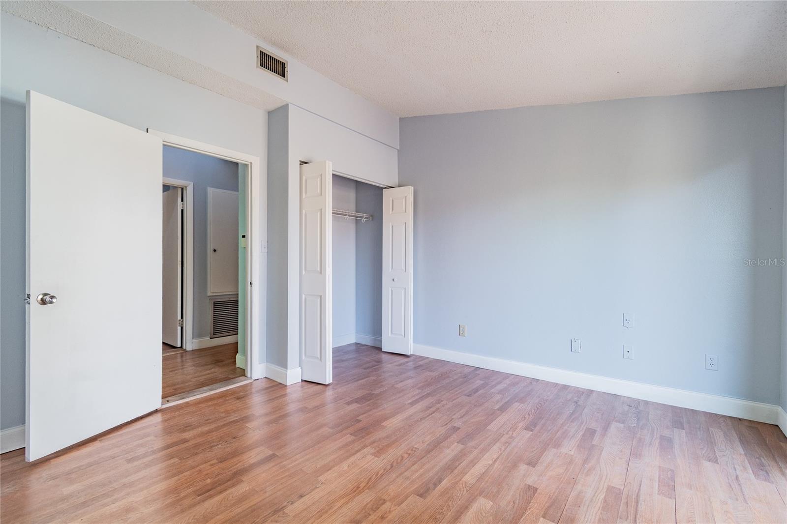 532 45th Street Ct W Property Photo 17