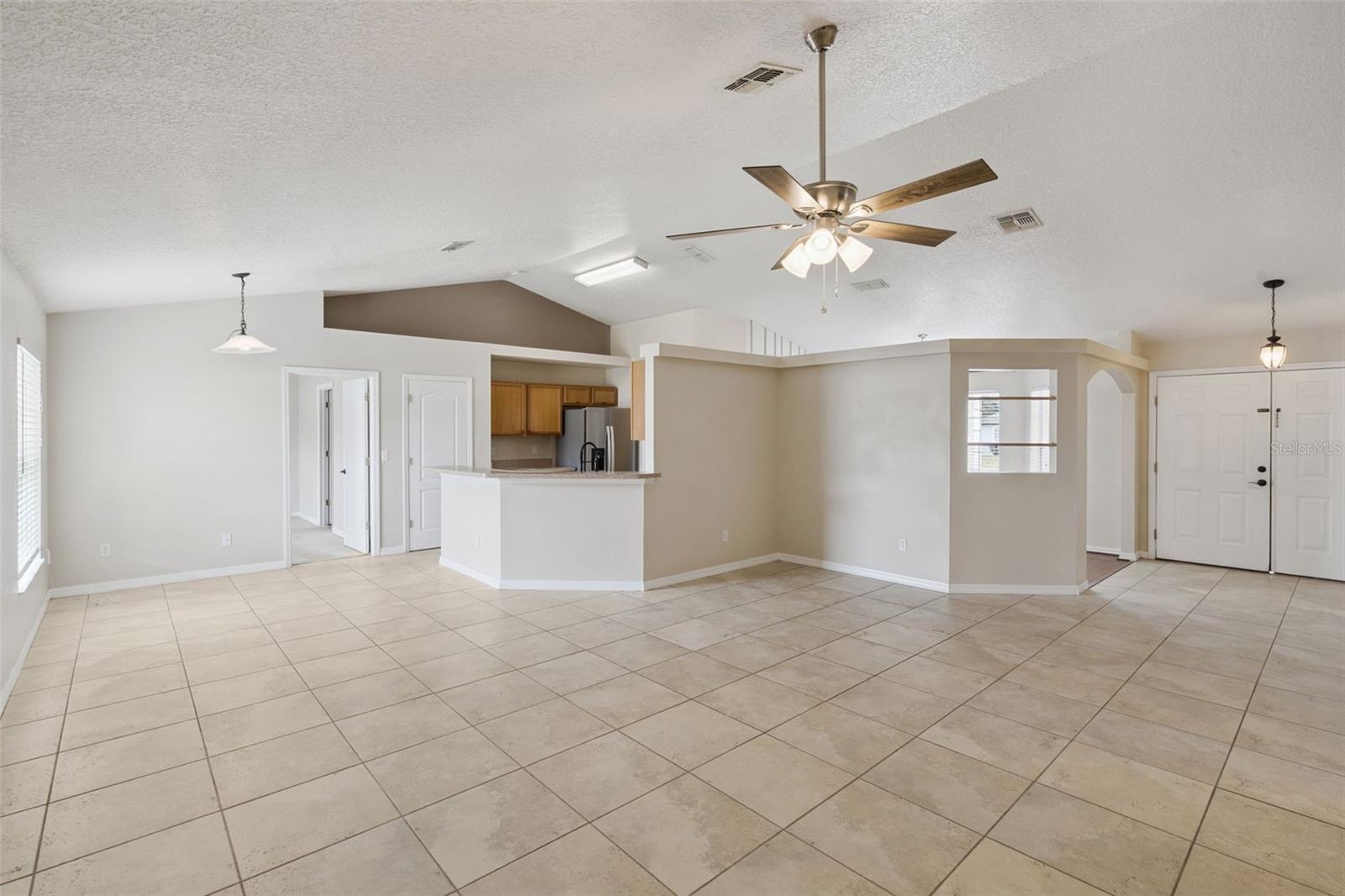 11434 Patrico Loop Property Photo 2