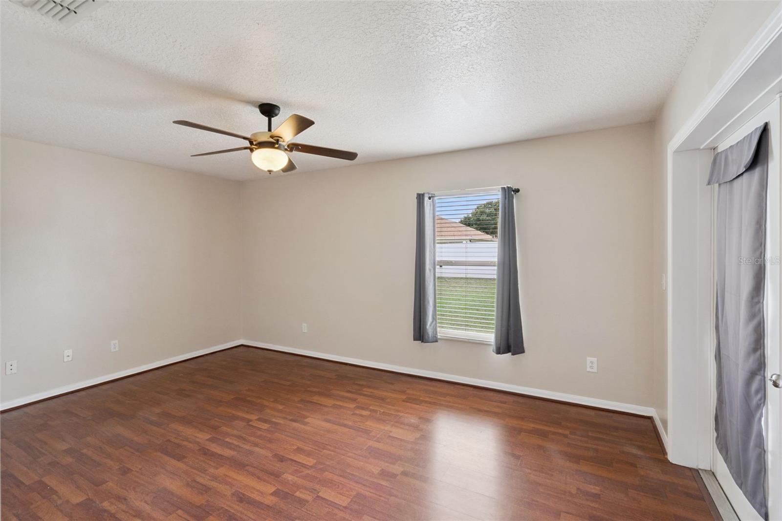 11434 Patrico Loop Property Photo 8