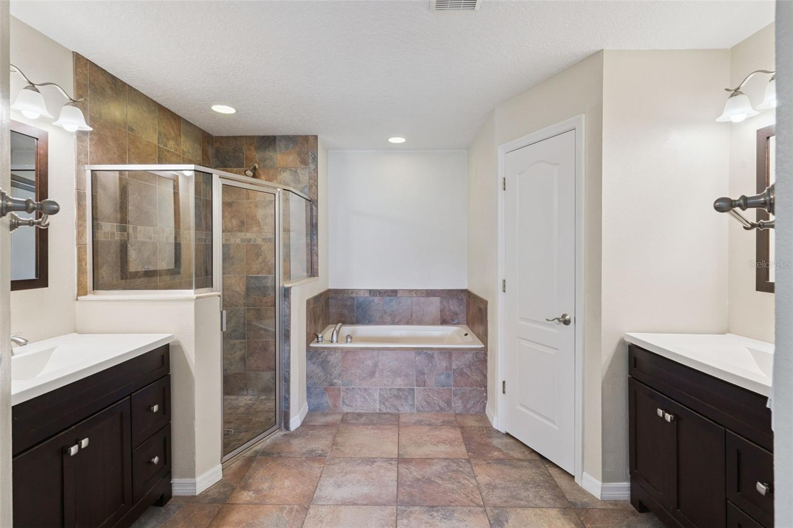 11434 Patrico Loop Property Photo 11