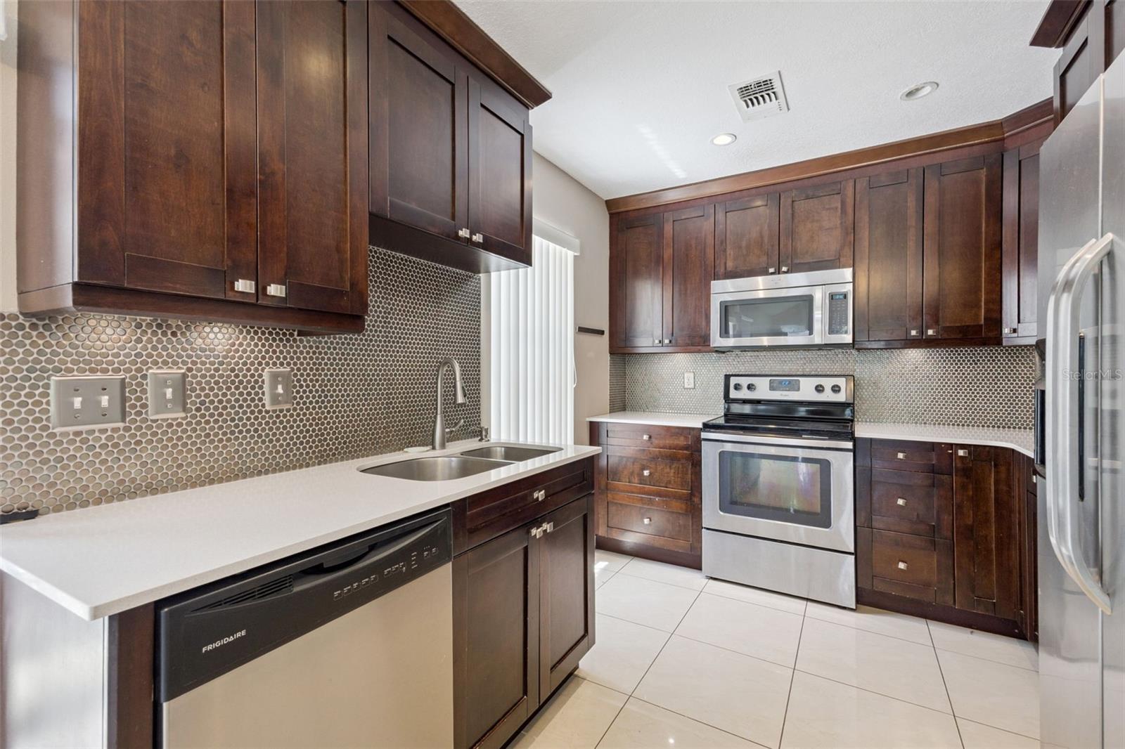 3023 Rio Grande Trl #3023 Property Photo 4