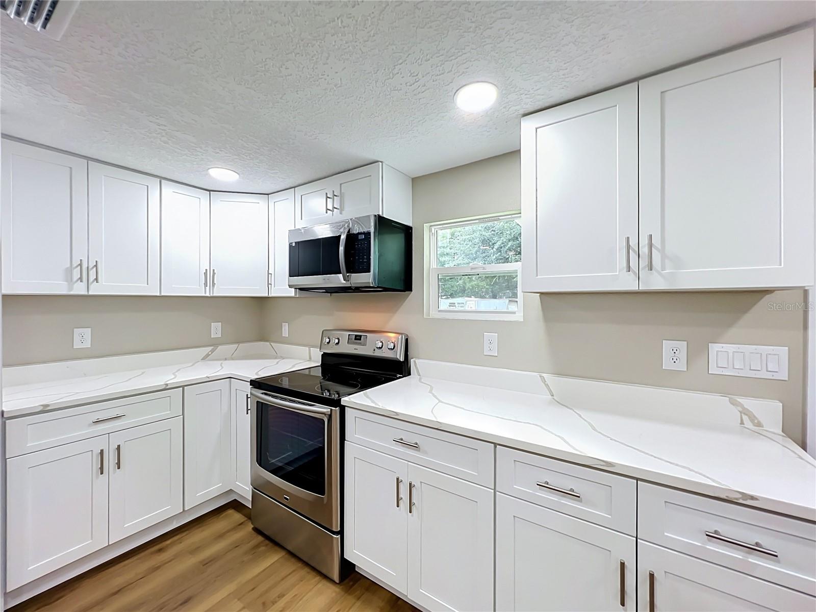 552 B C Terry Rd Property Photo 22