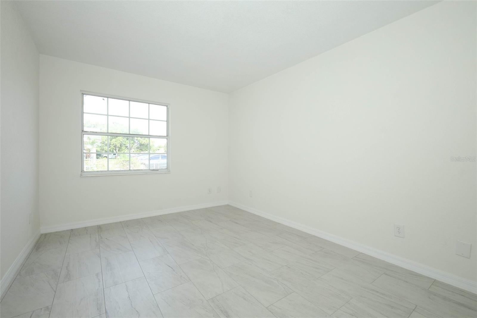 6950 Edgefield Ln Property Photo 11
