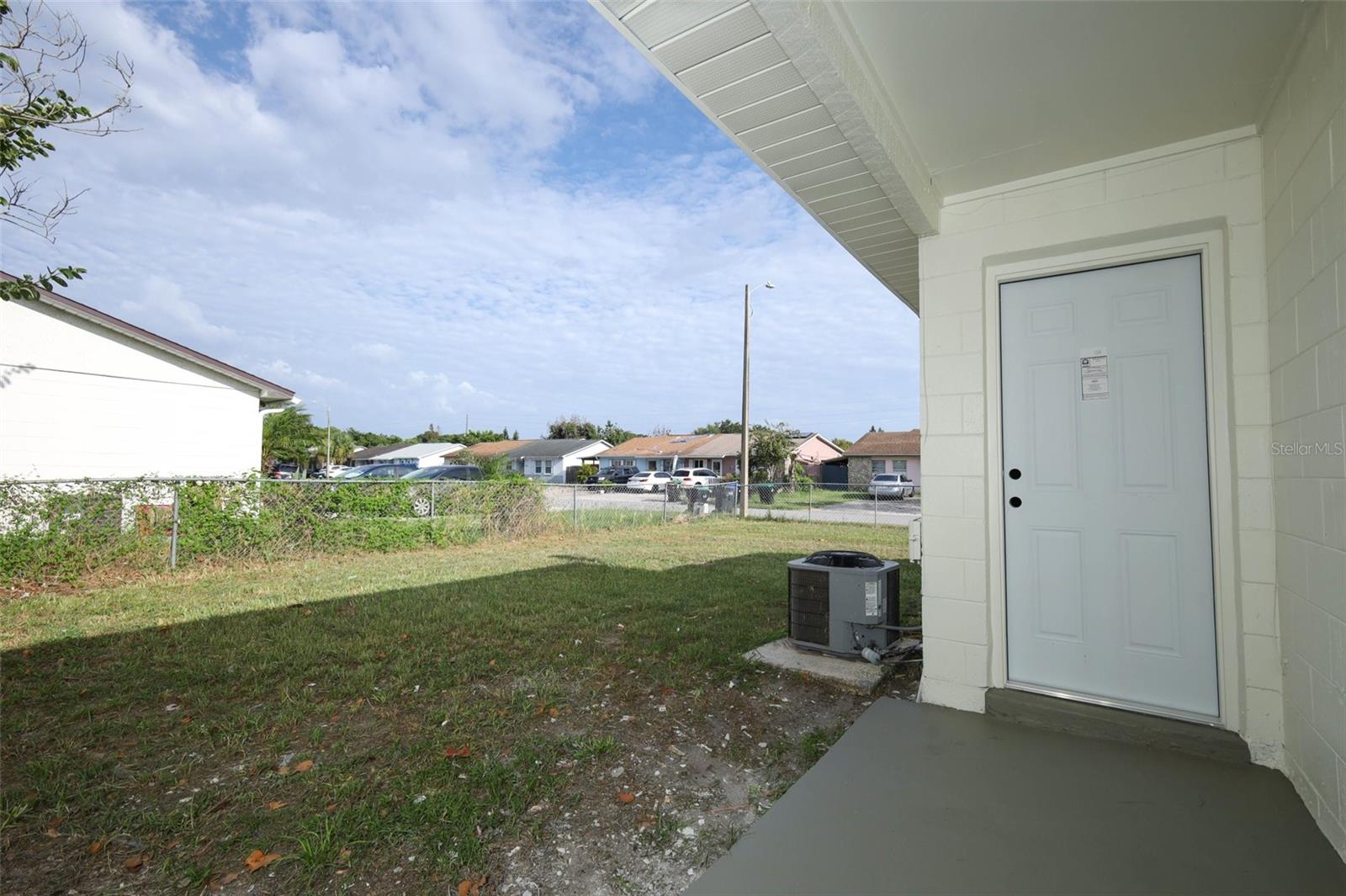 6950 Edgefield Ln Property Photo 21