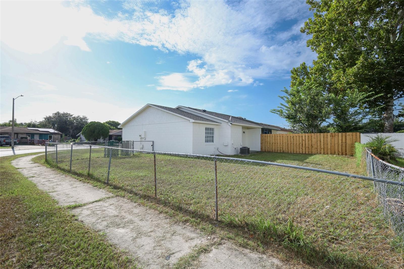 6950 Edgefield Ln Property Photo 25