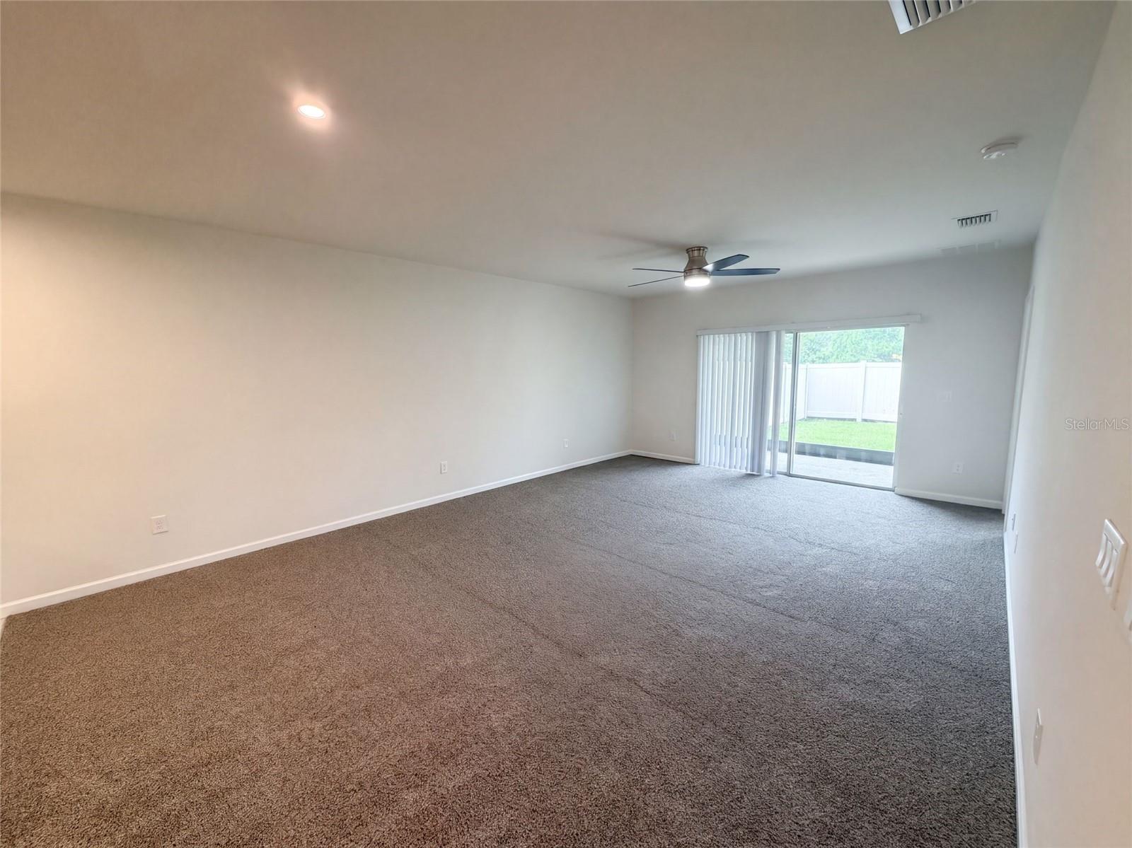 17917 Turning Leaf Cir Property Photo 9