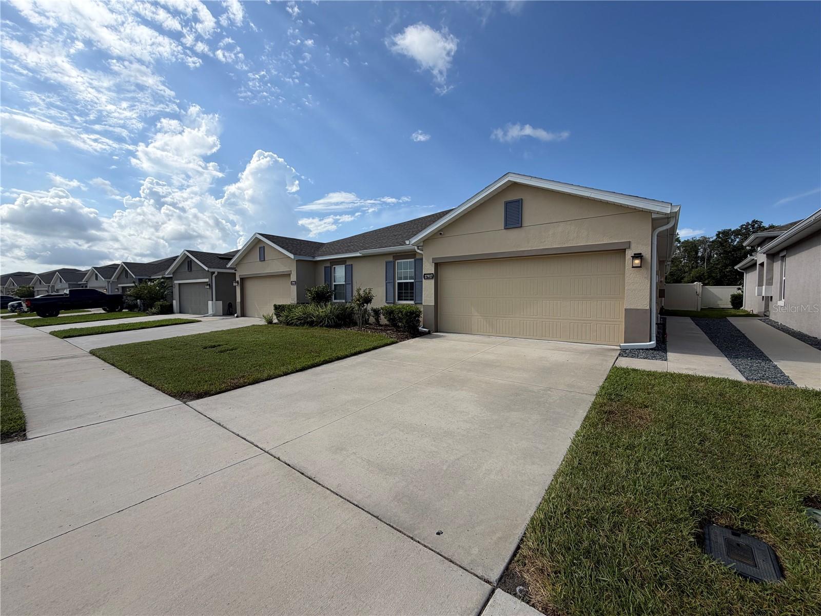 17917 Turning Leaf Cir Property Photo 24