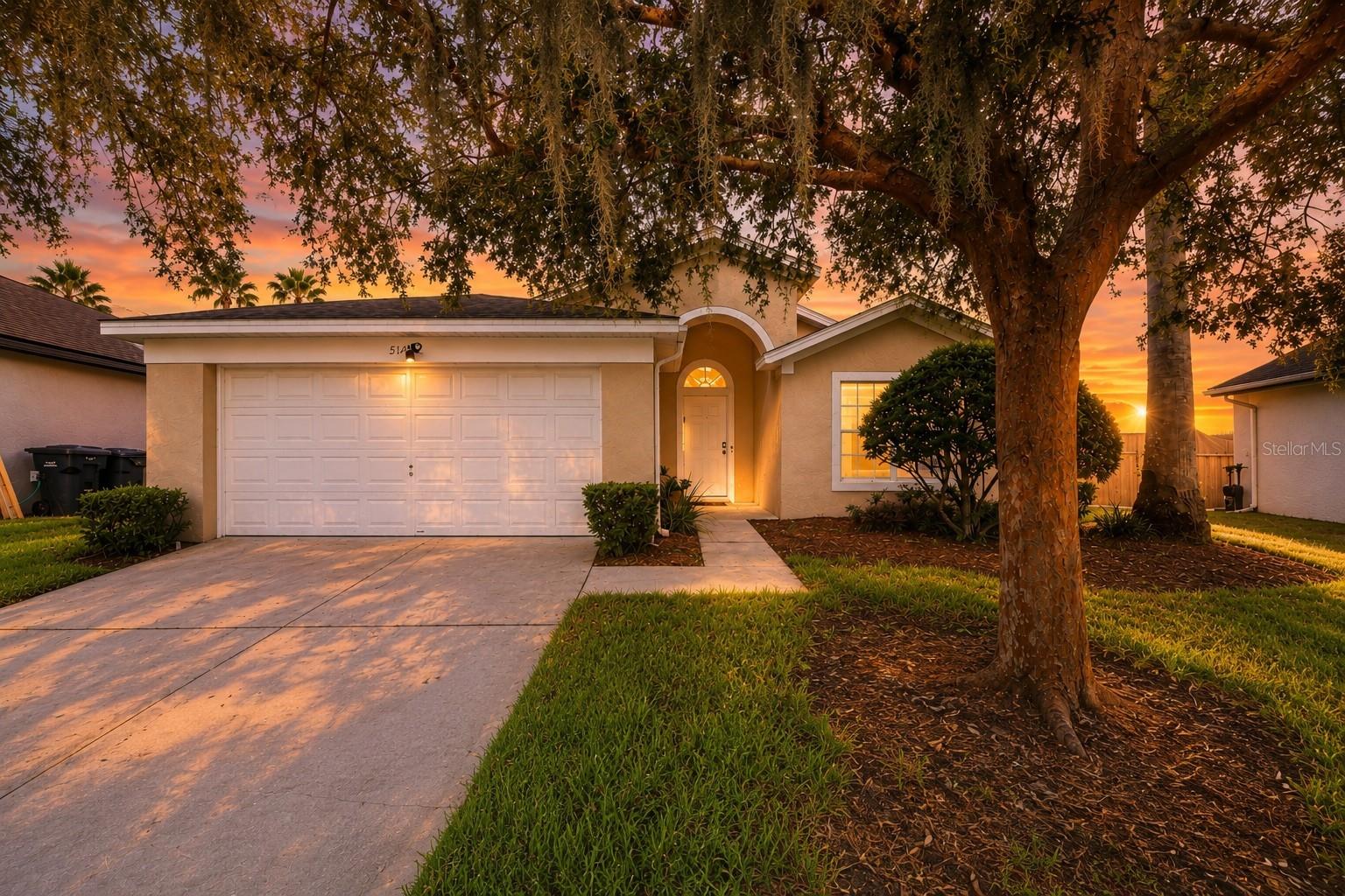 510 Castlemain Cir Property Photo 1