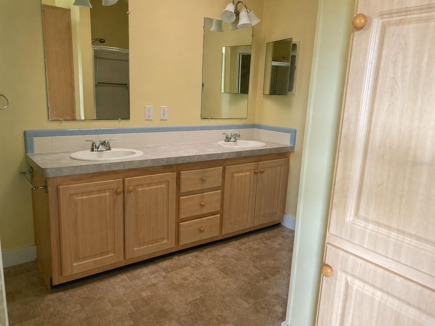 37643 Landis Ave Property Photo 6