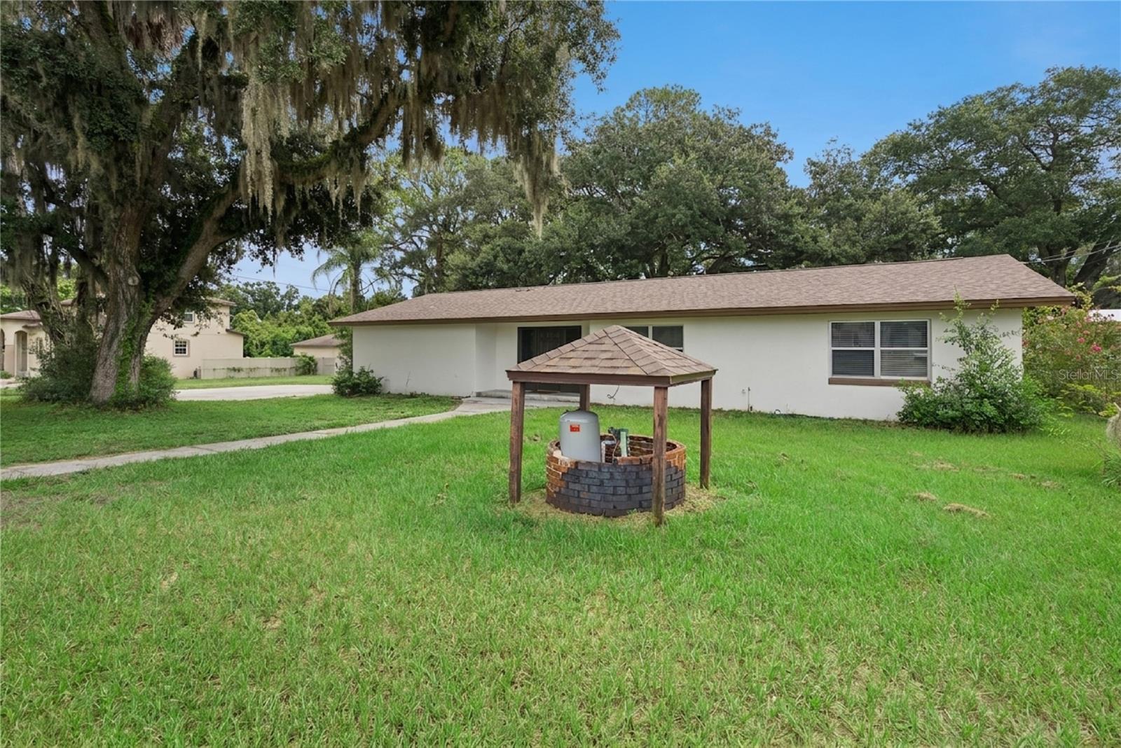 461 Vihlen Rd Property Photo 2