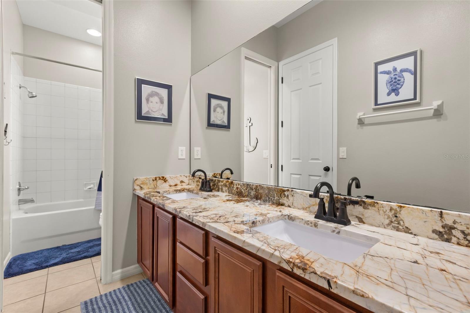 16002 Oak Spring Dr Property Photo 28