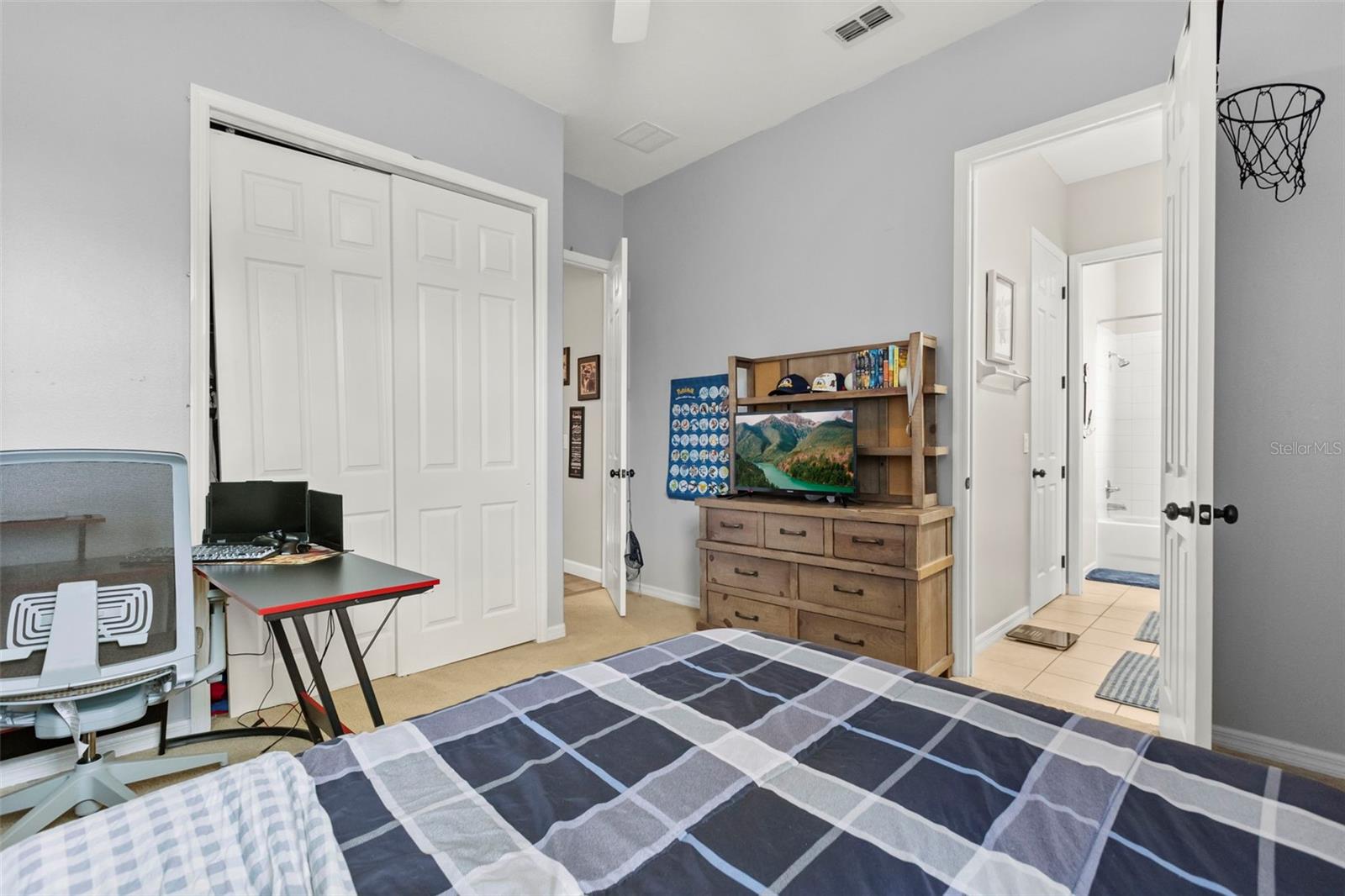16002 Oak Spring Dr Property Photo 31