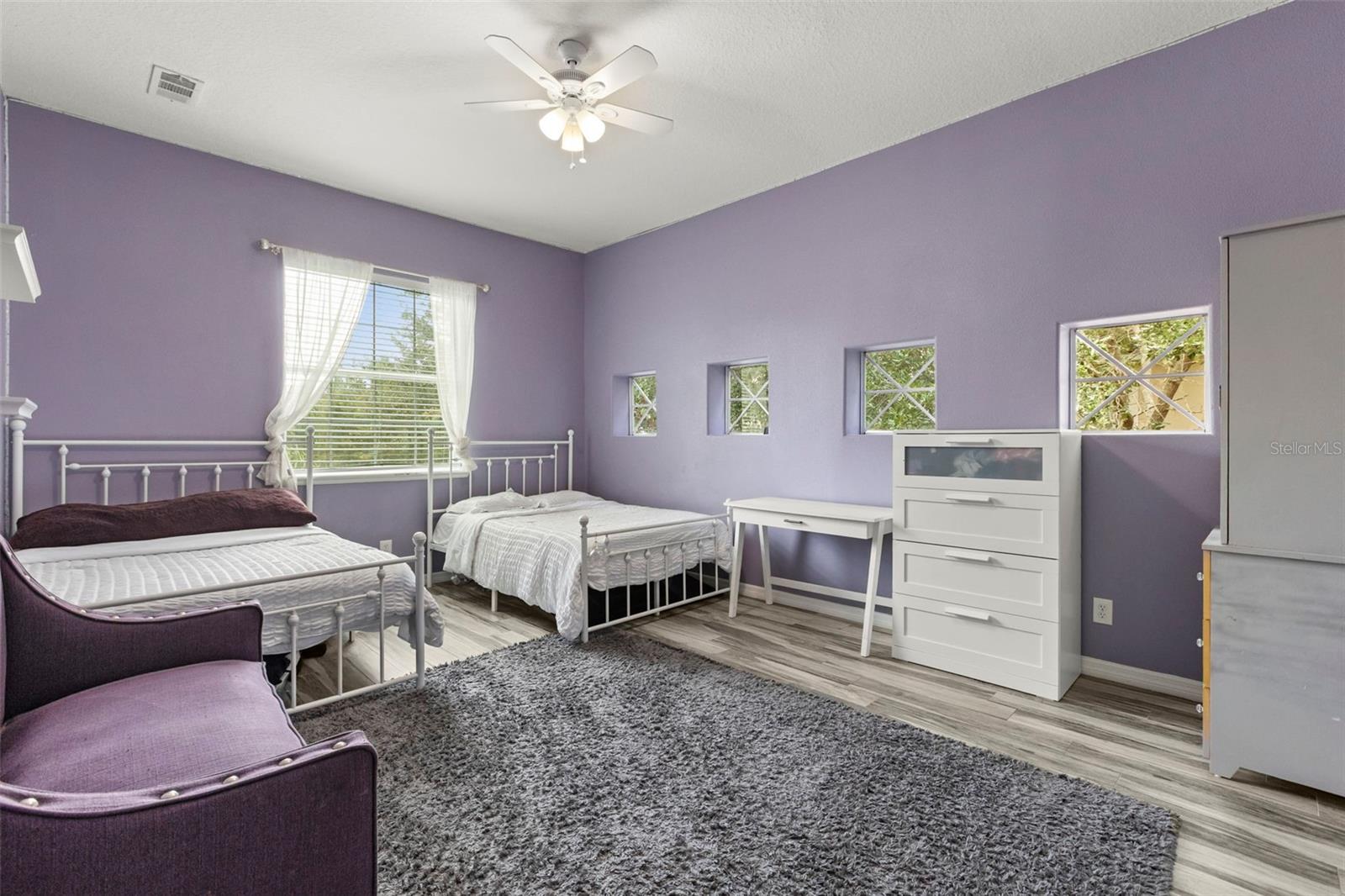 16002 Oak Spring Dr Property Photo 32