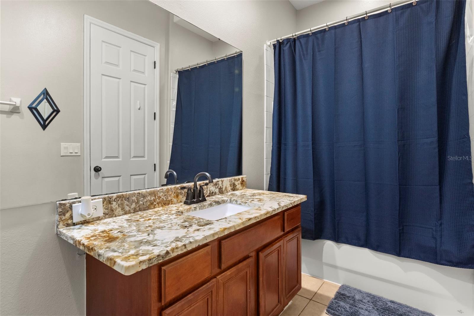 16002 Oak Spring Dr Property Photo 34