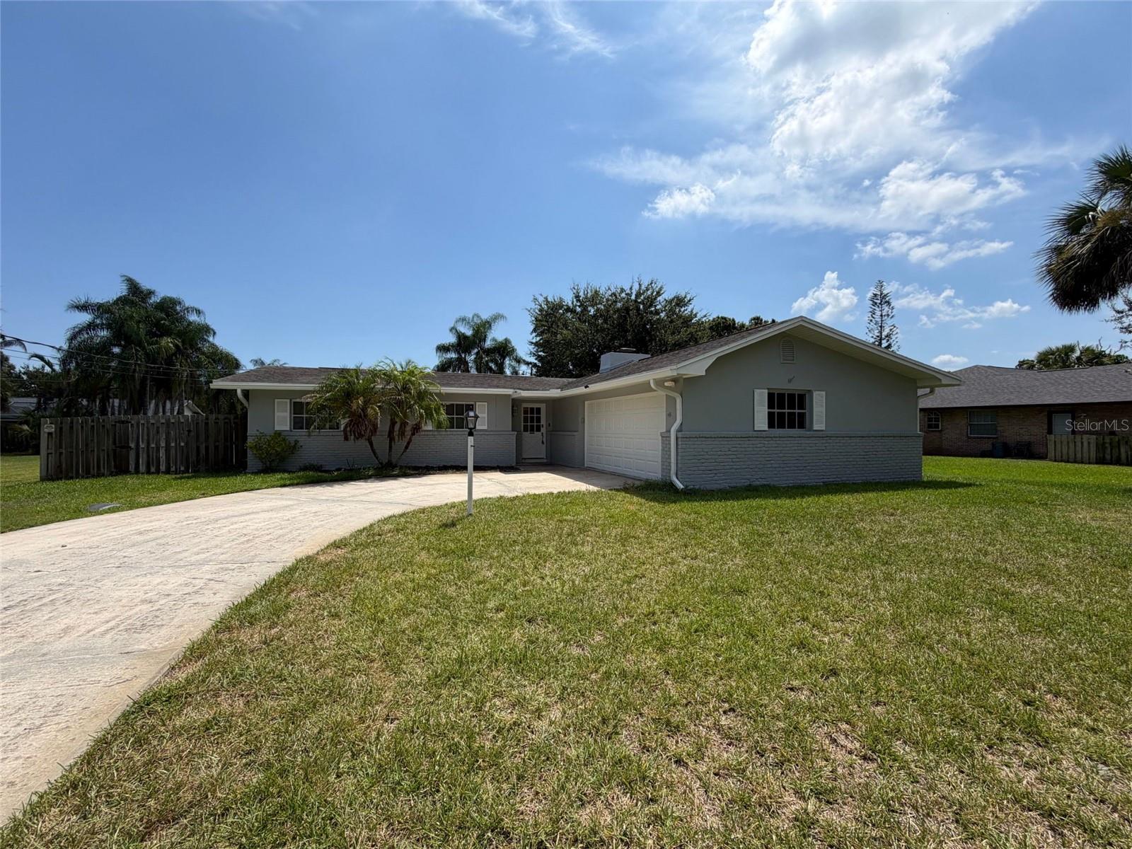 2617 S Fairway Dr Property Photo 1