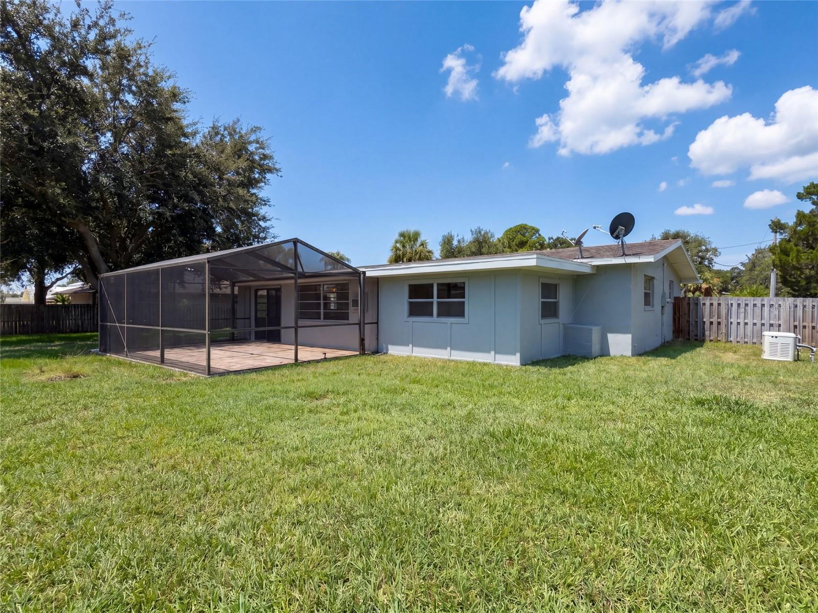 2617 S Fairway Dr Property Photo 5