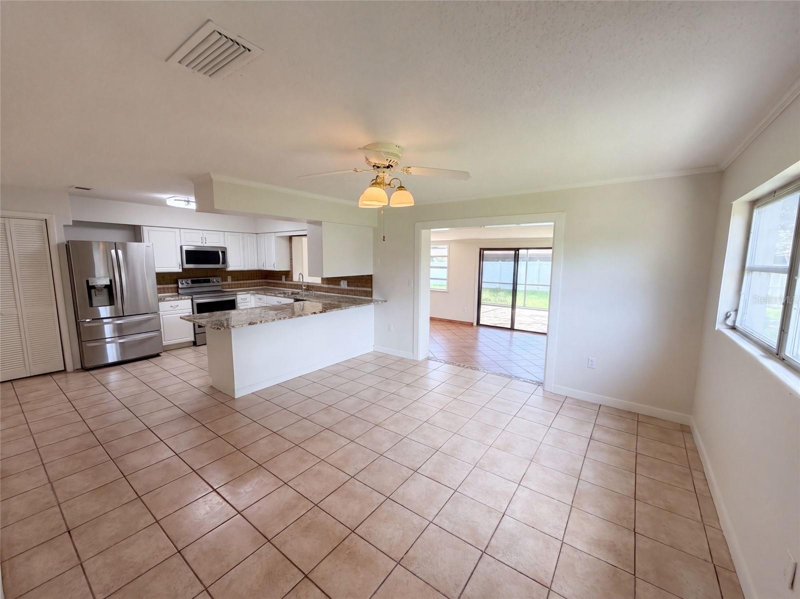 2617 S Fairway Dr Property Photo 6
