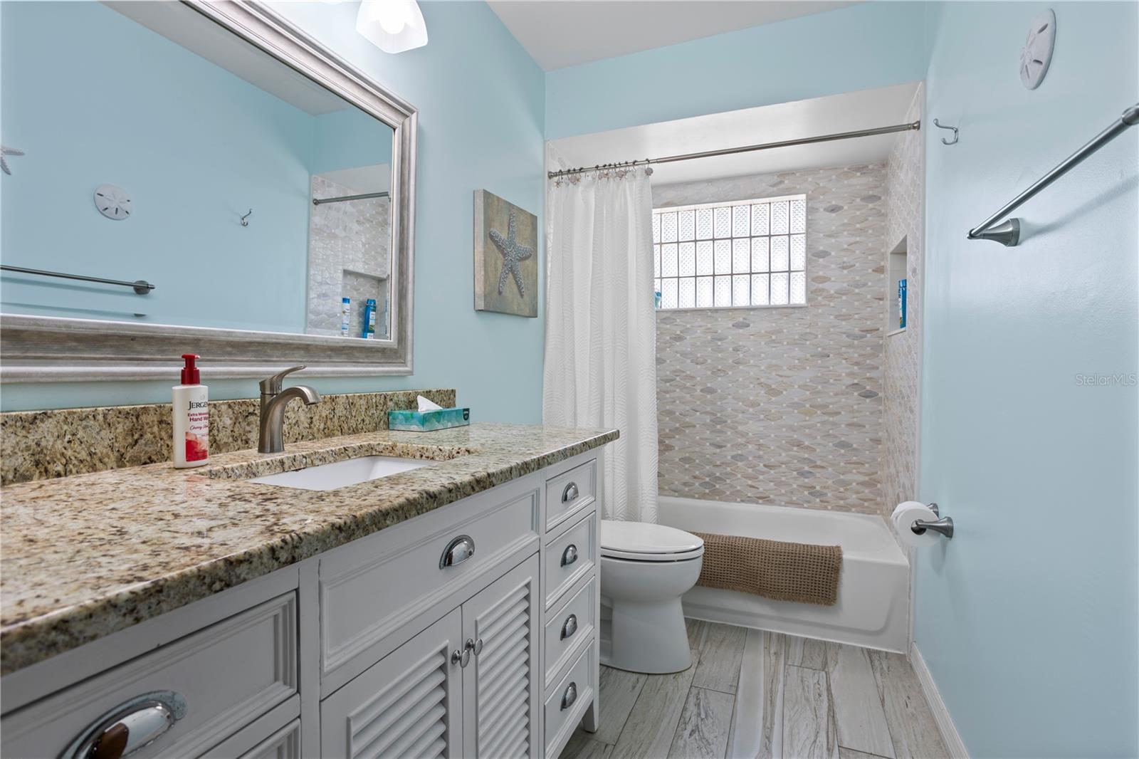 1388 Yellow Pine Ct Property Photo 39