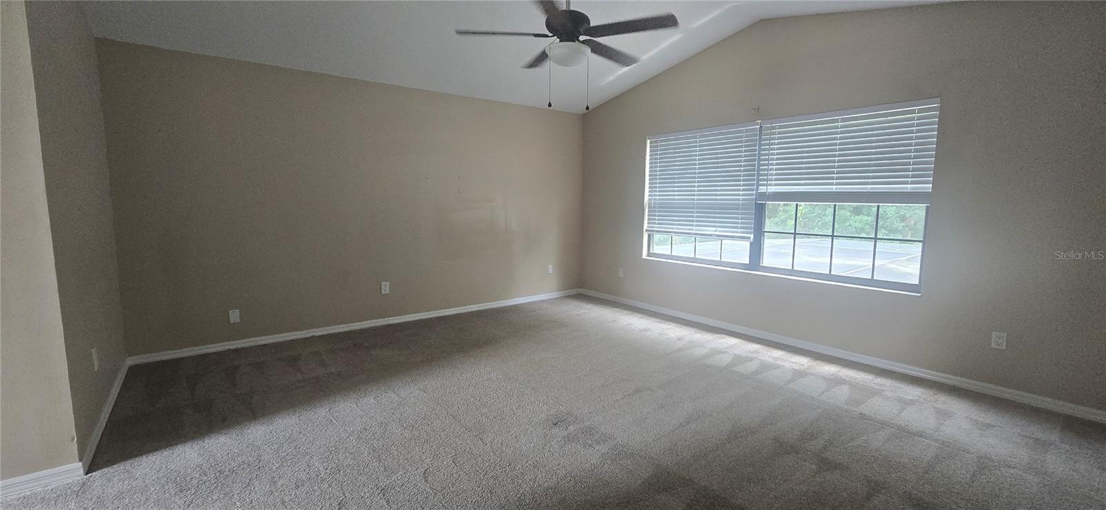 1142 Oday Dr Property Photo 6
