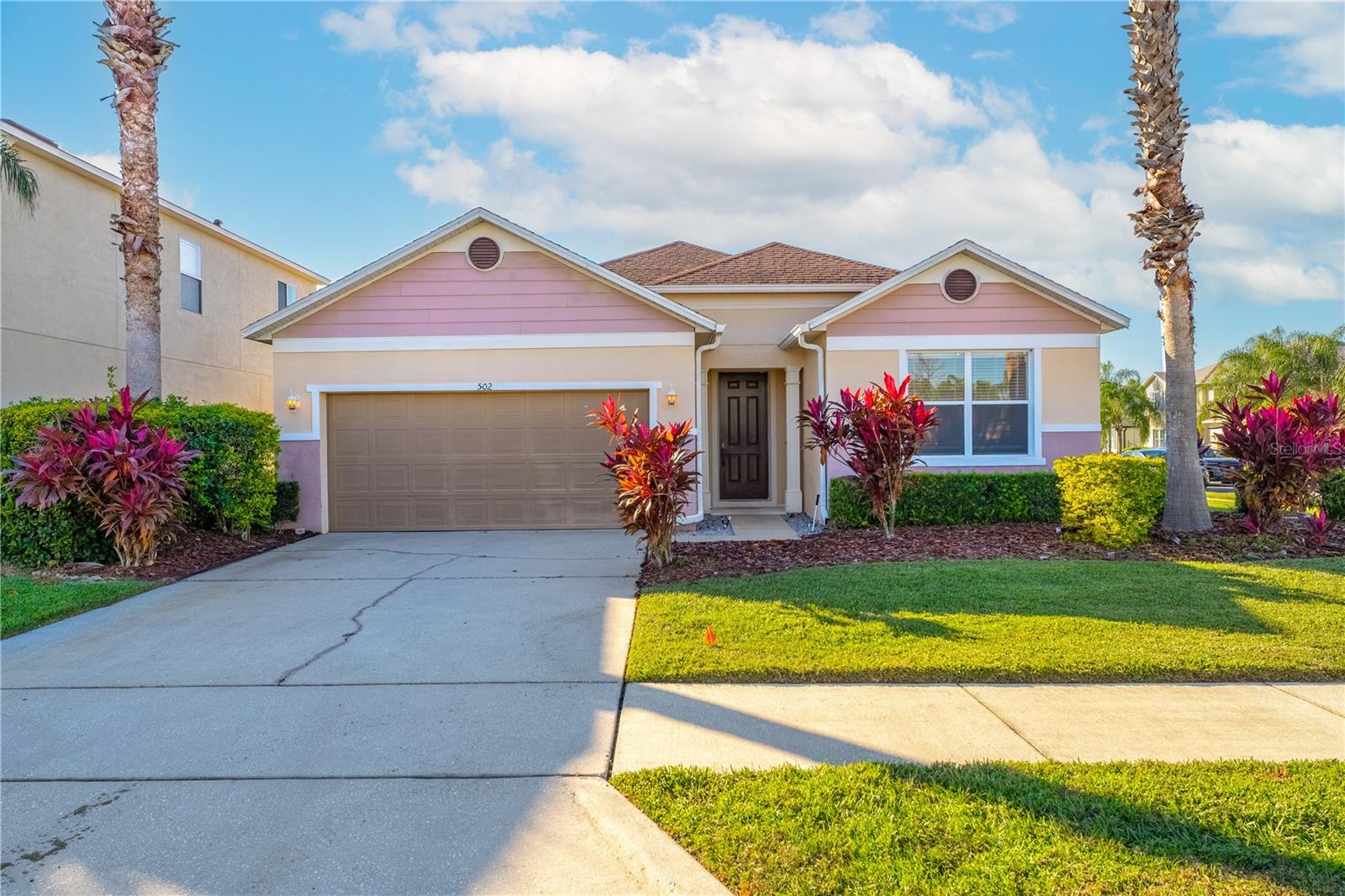 502 First Cape Coral Dr Property Photo 1
