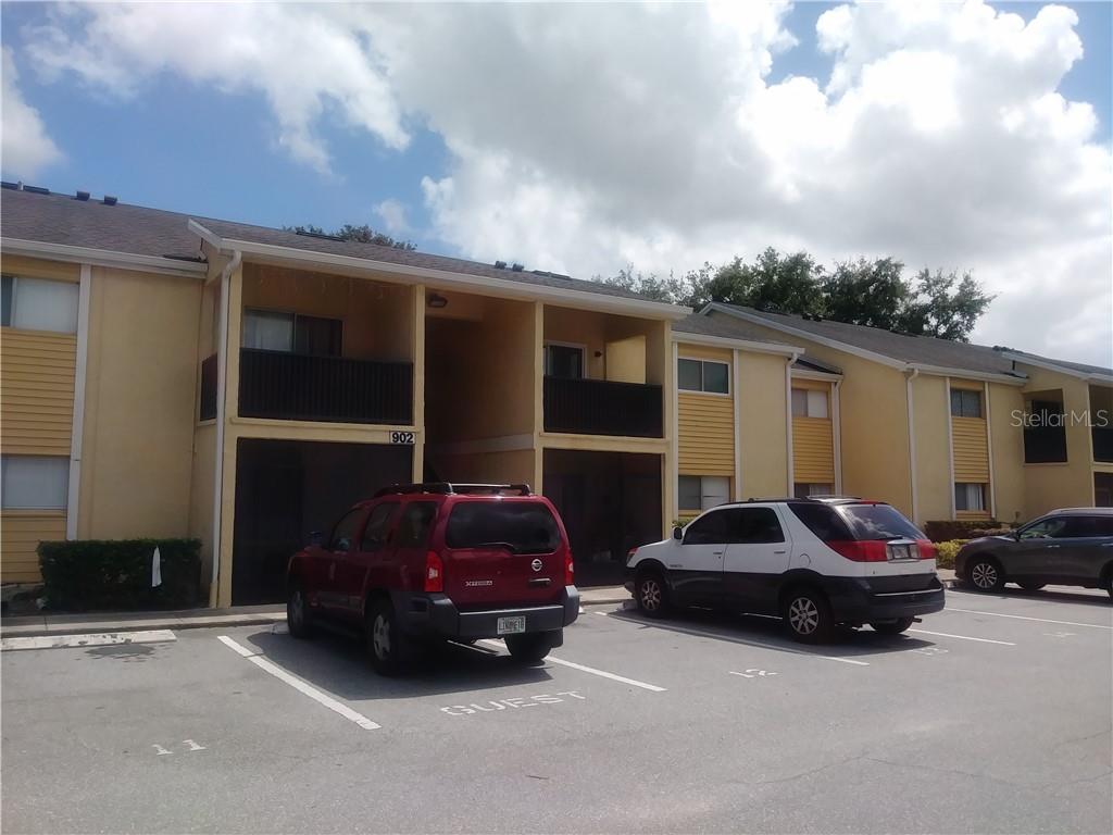 902 Lake Destiny Rd #b Property Photo 2