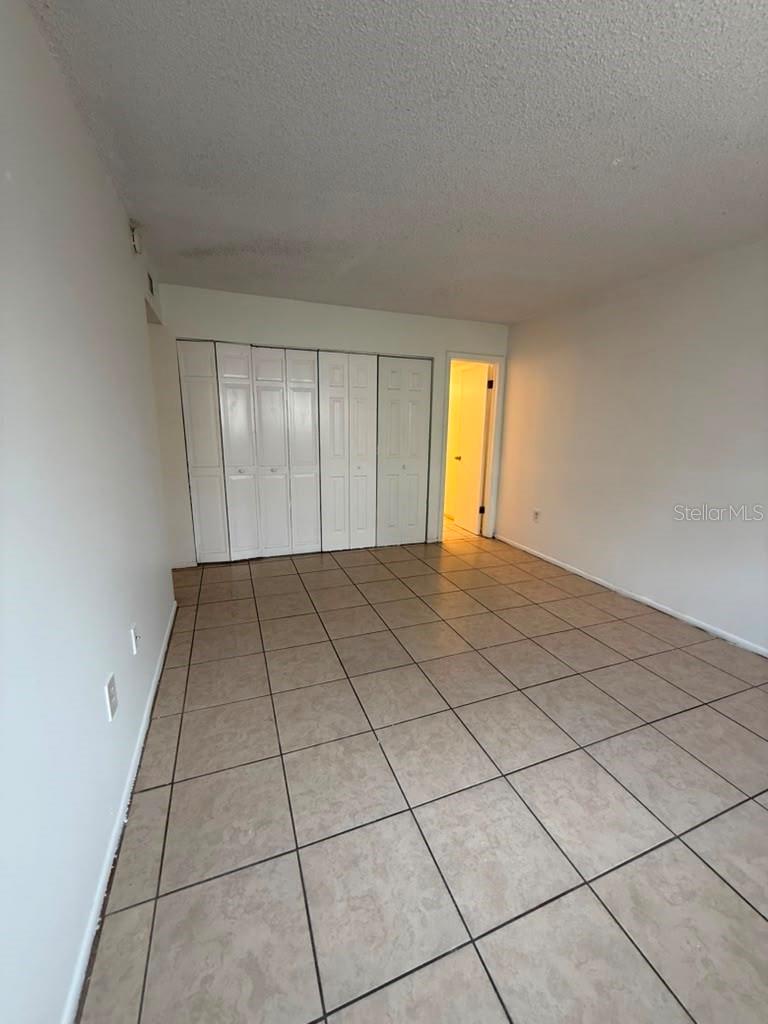 902 Lake Destiny Rd #b Property Photo 14