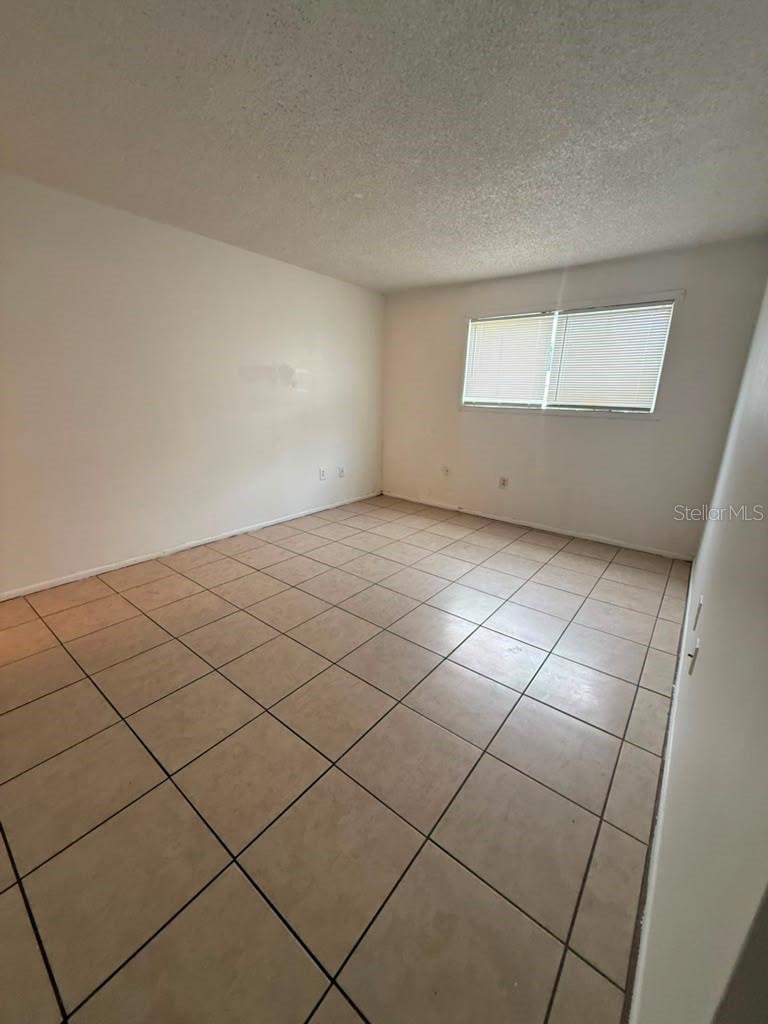 902 Lake Destiny Rd #b Property Photo 17