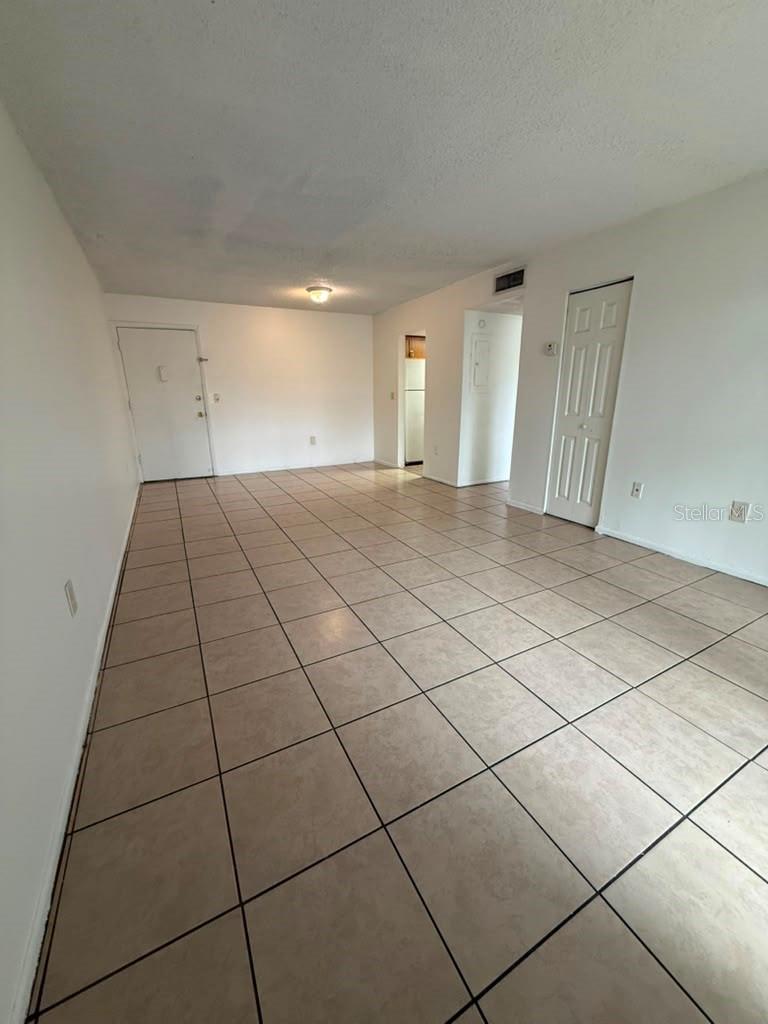 902 Lake Destiny Rd #b Property Photo 18
