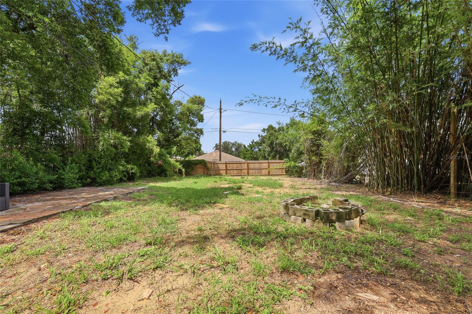 4 E Bay St Property Photo 13
