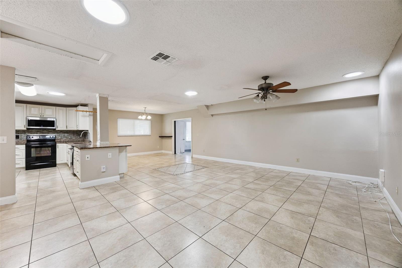 141 Fairway Ten Dr Property Photo 10