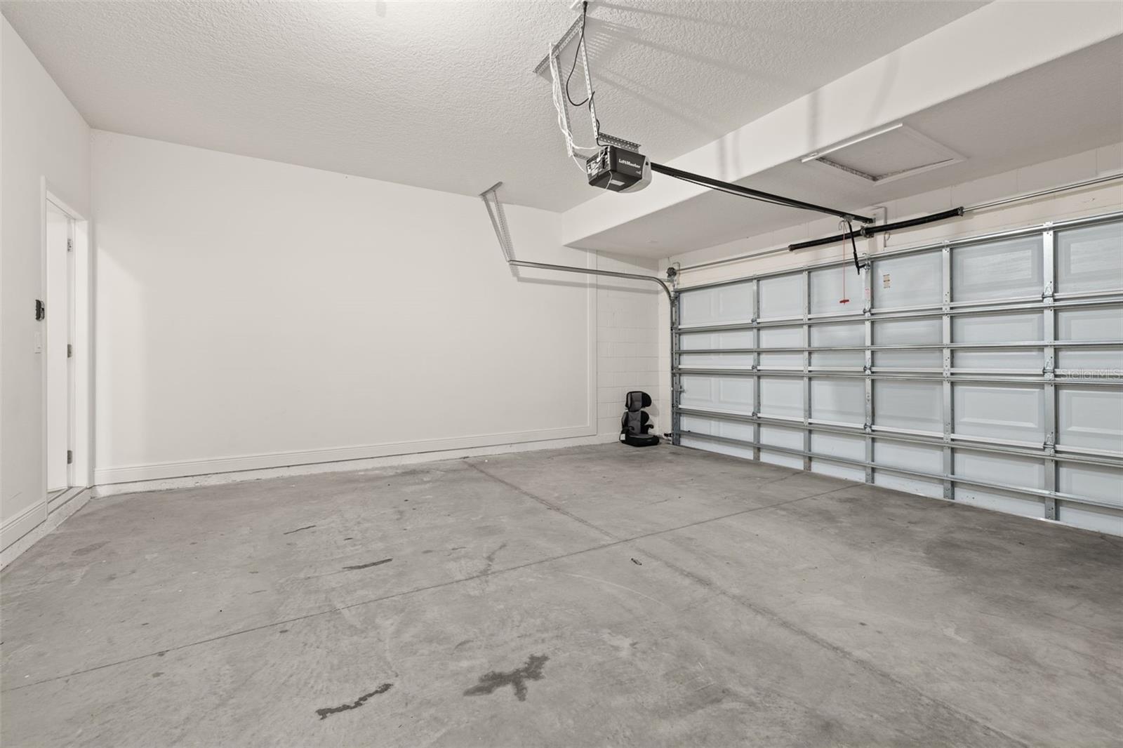 5373 Oakbourne Ave Property Photo 41
