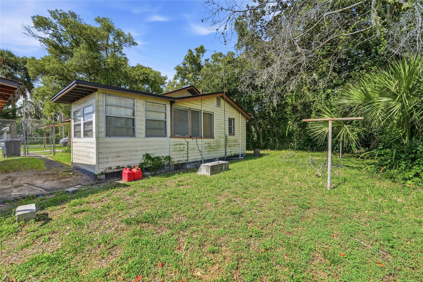 307 Lemon St Property Photo 17
