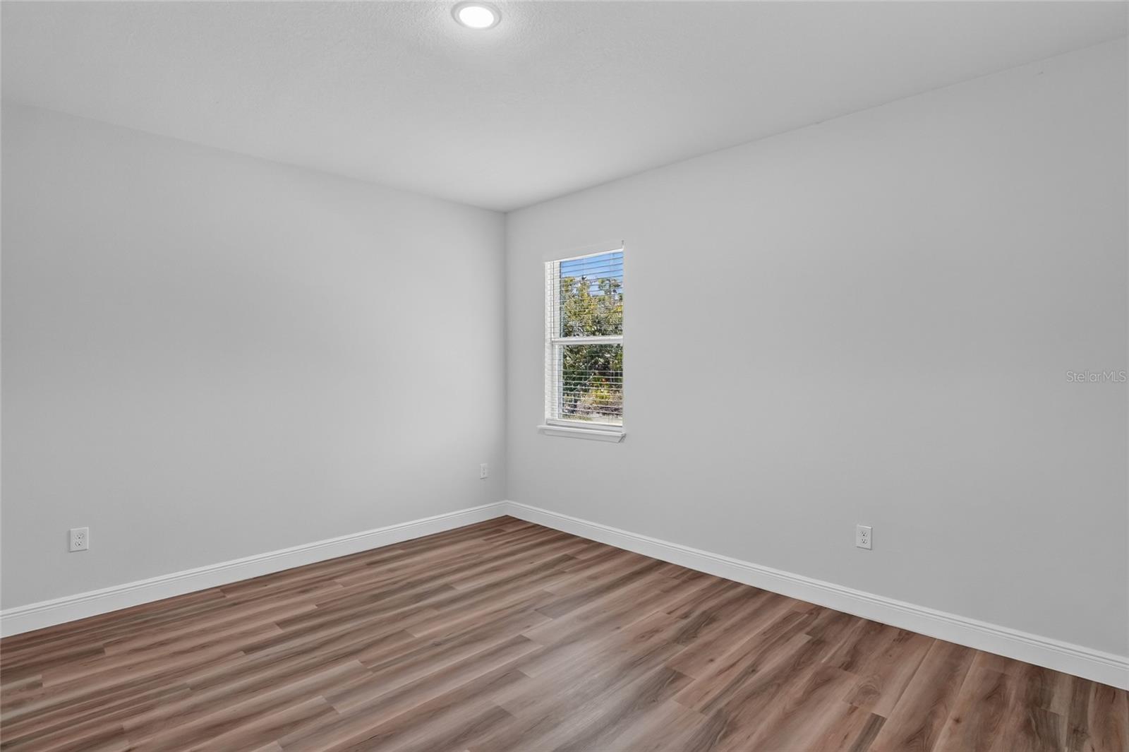 184 Linder Dr Property Photo 21