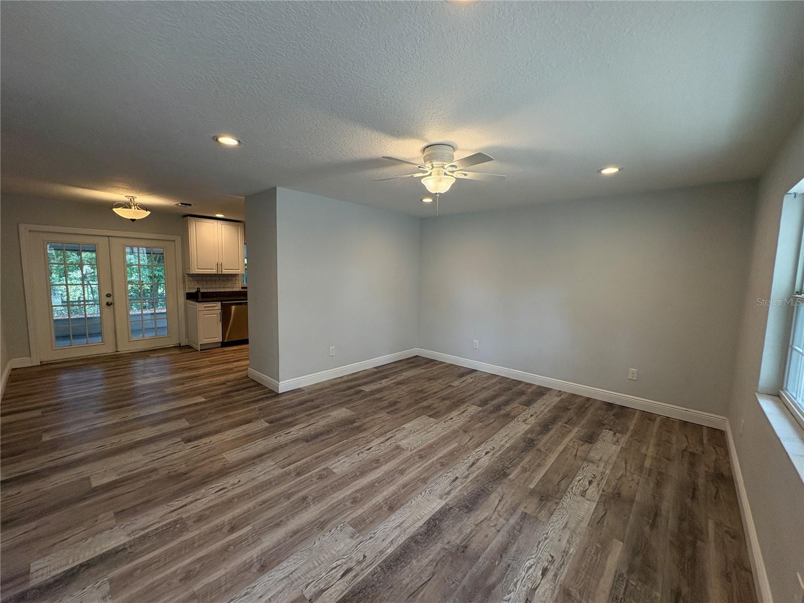 5825 Lullaby Ln Property Photo 2