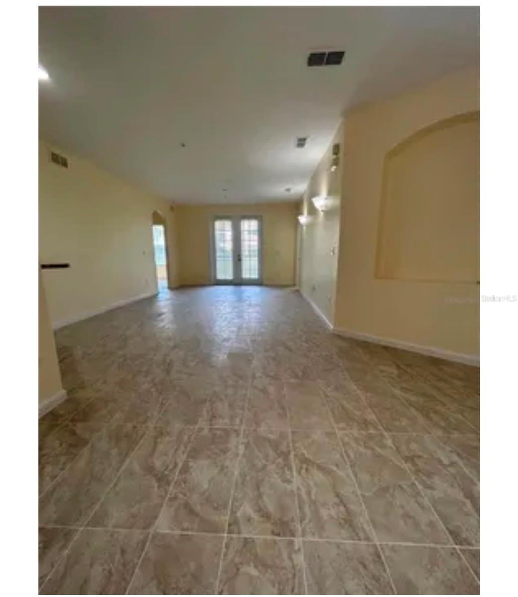 3001 Greystone Loop #102 Property Photo 5
