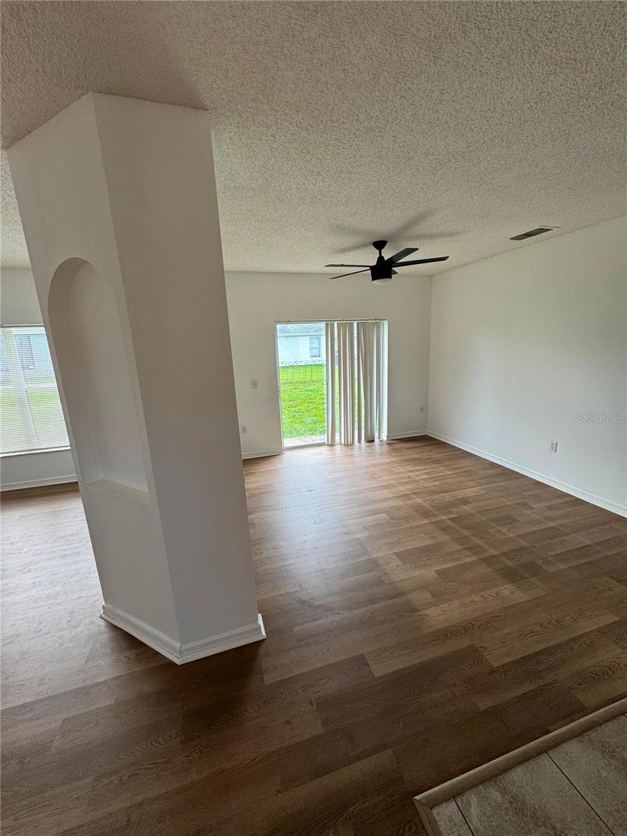 611 Elbridge Dr Property Photo 14