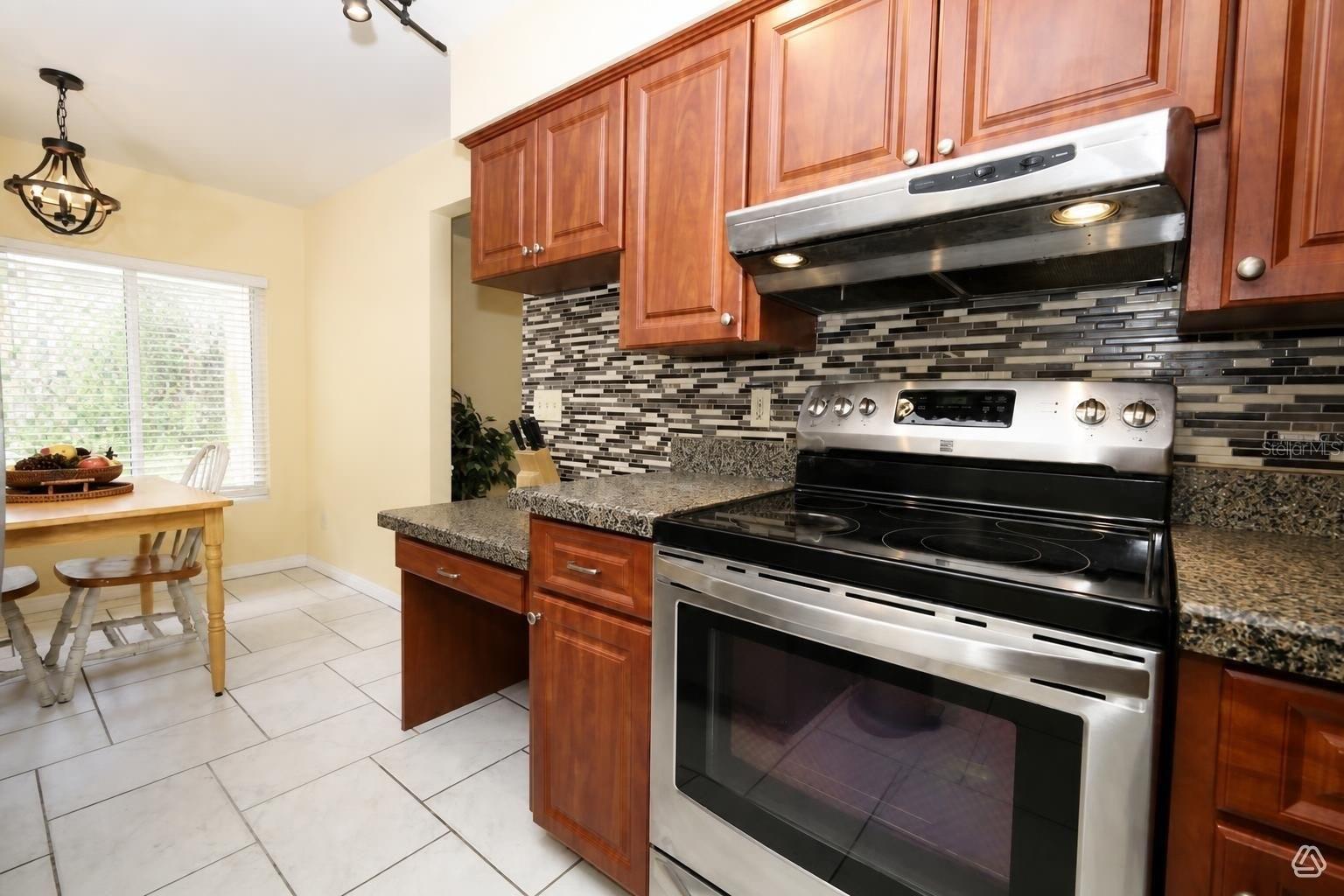 4661 N Saint Brides Cir Property Photo 23